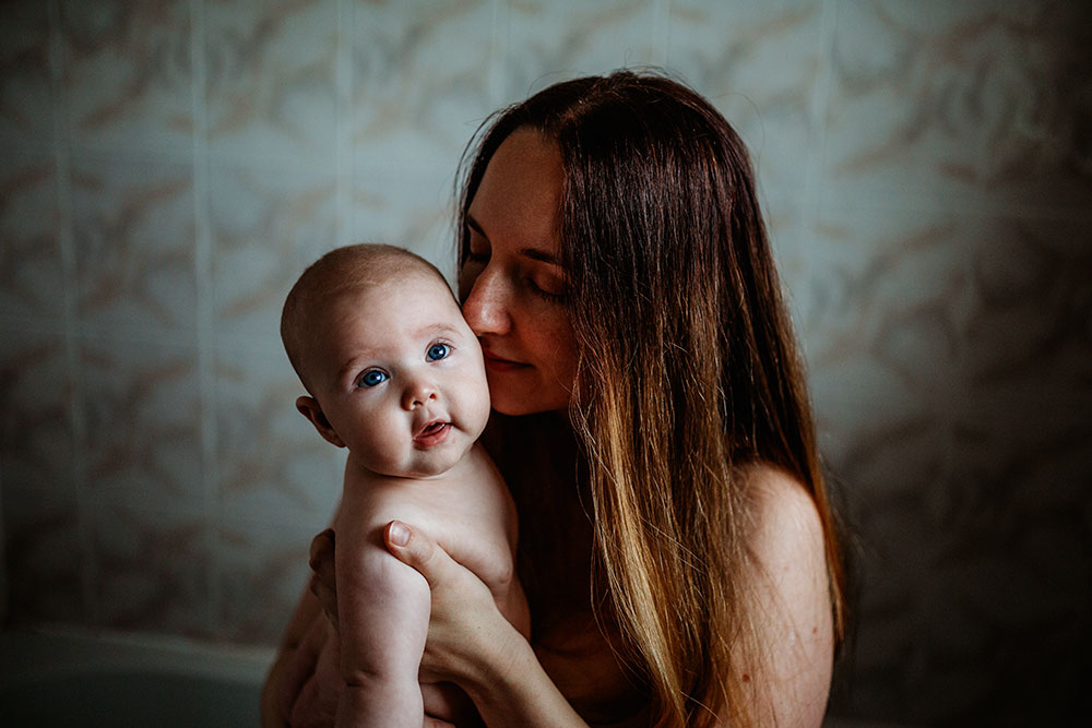 Poole Motherhood Session~Jane & Astrid~ Poole Family Photography